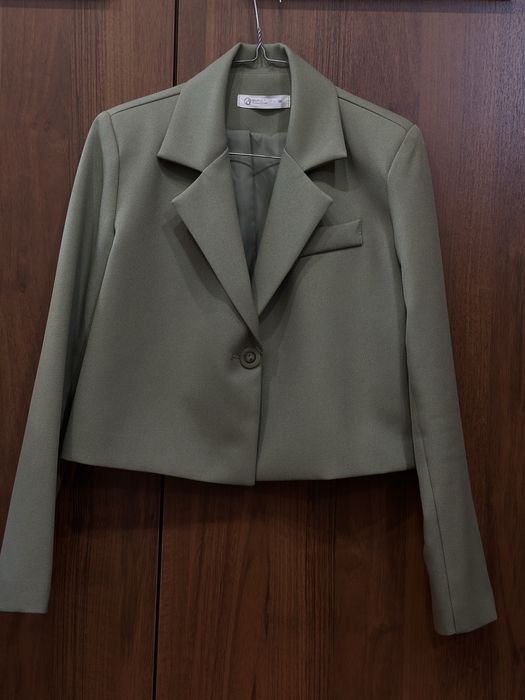 Укороченный пиджак