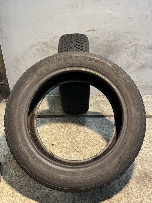 Гуми 205/55/17 TOYO Observe Winter
