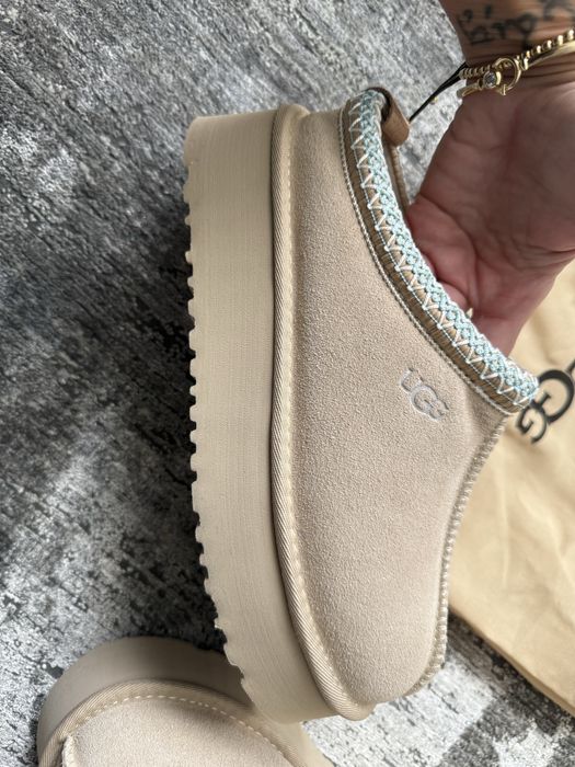 UGG оригинални 38 номер tazz