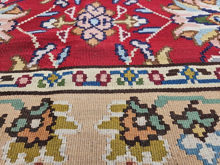 Котленски килим.