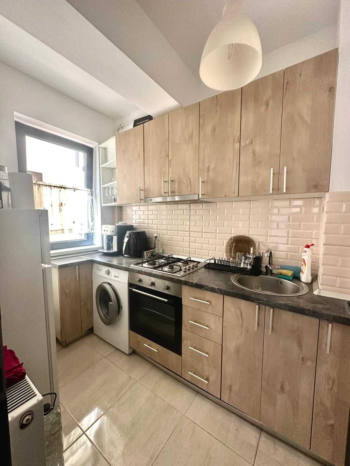 Inchiriez apartament 2 camere CRANGASI