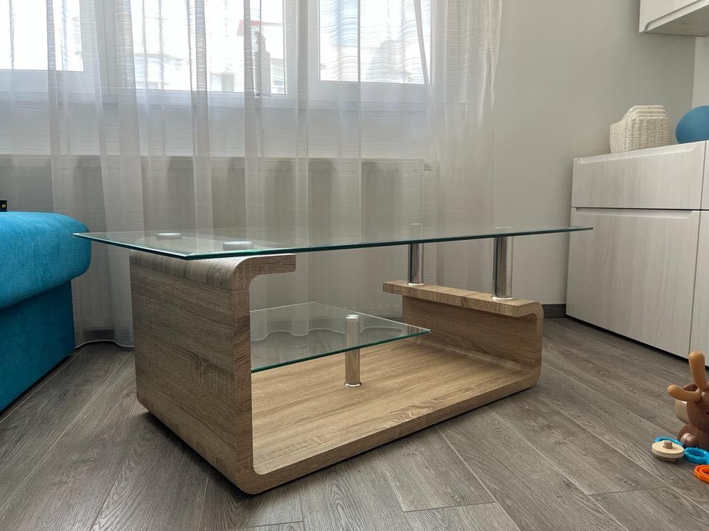 Măsuță din lemn și sticlă - pentru living