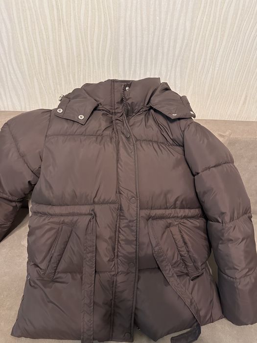 Продам зимнюю куртку 46 размер