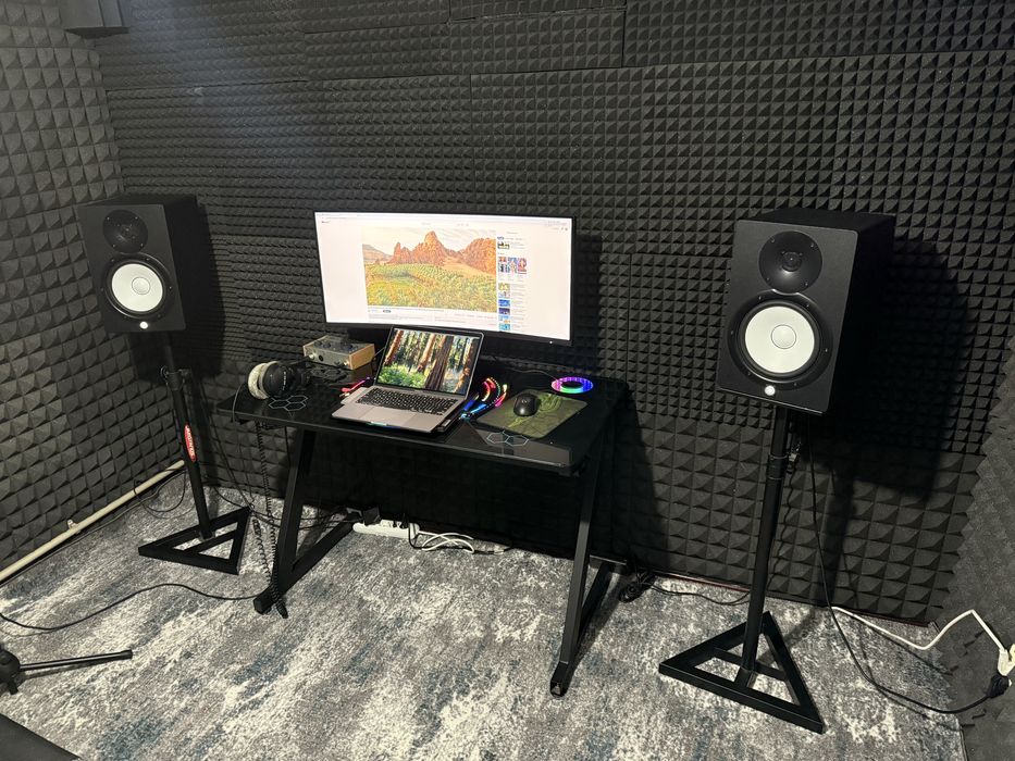 продам студийные мониторы yamaha hs8