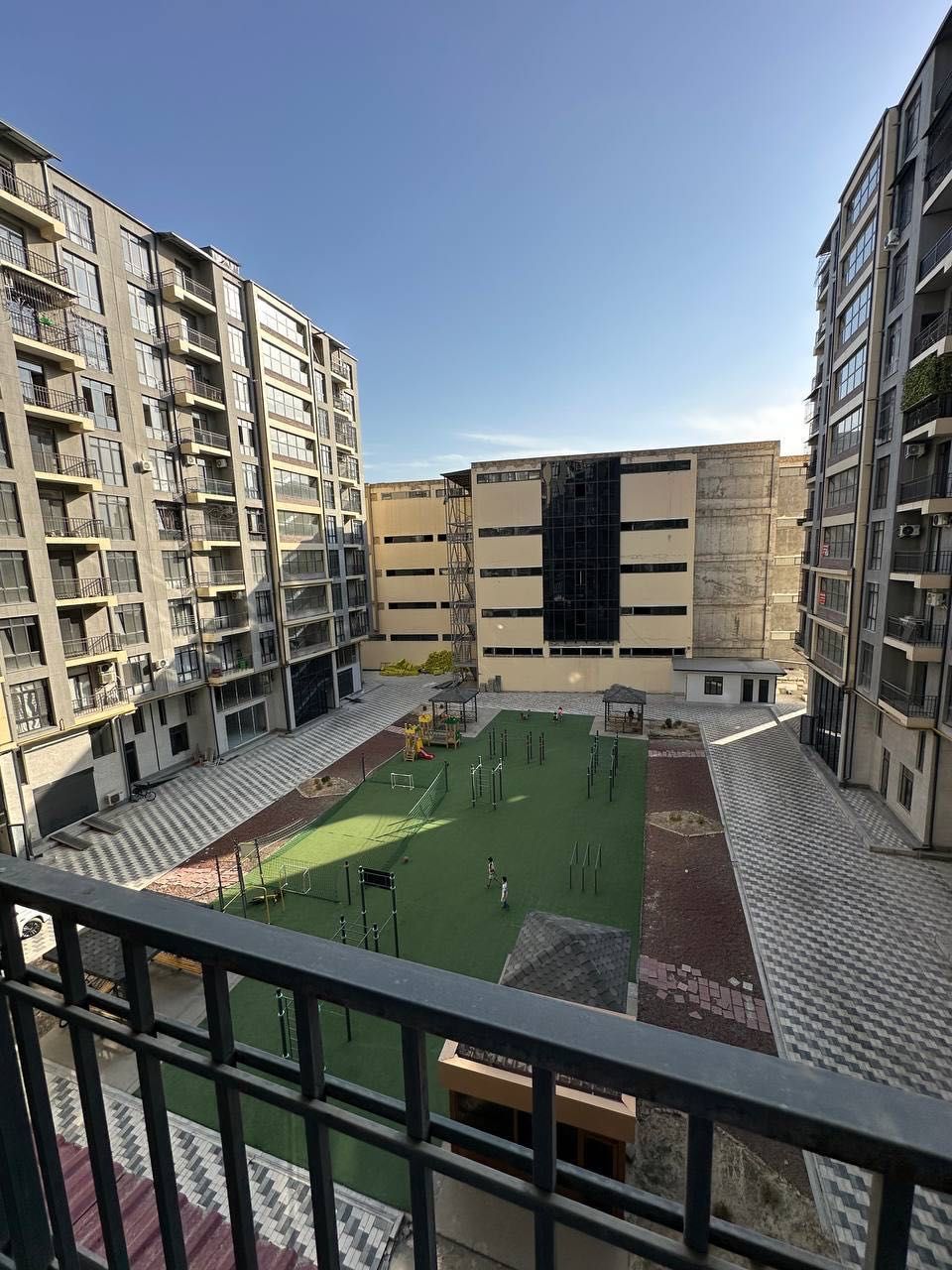 Yakkasaray City Mall Продается 3 комнатная коробка Шота Руставелли