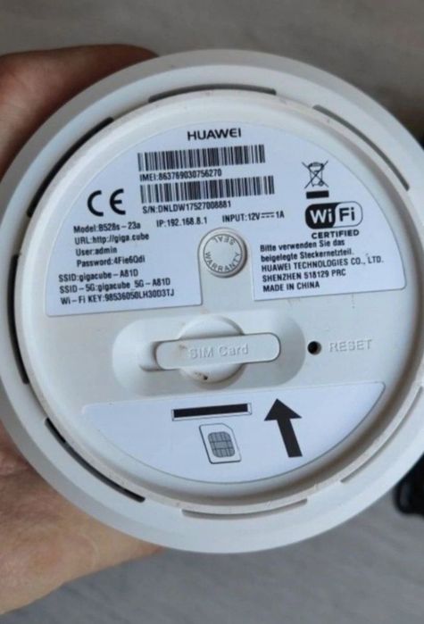 Router Huawei Gigacube B528S-23a LTE 4G Cat.6 Wi Fi 300Mbs Sim-decodat