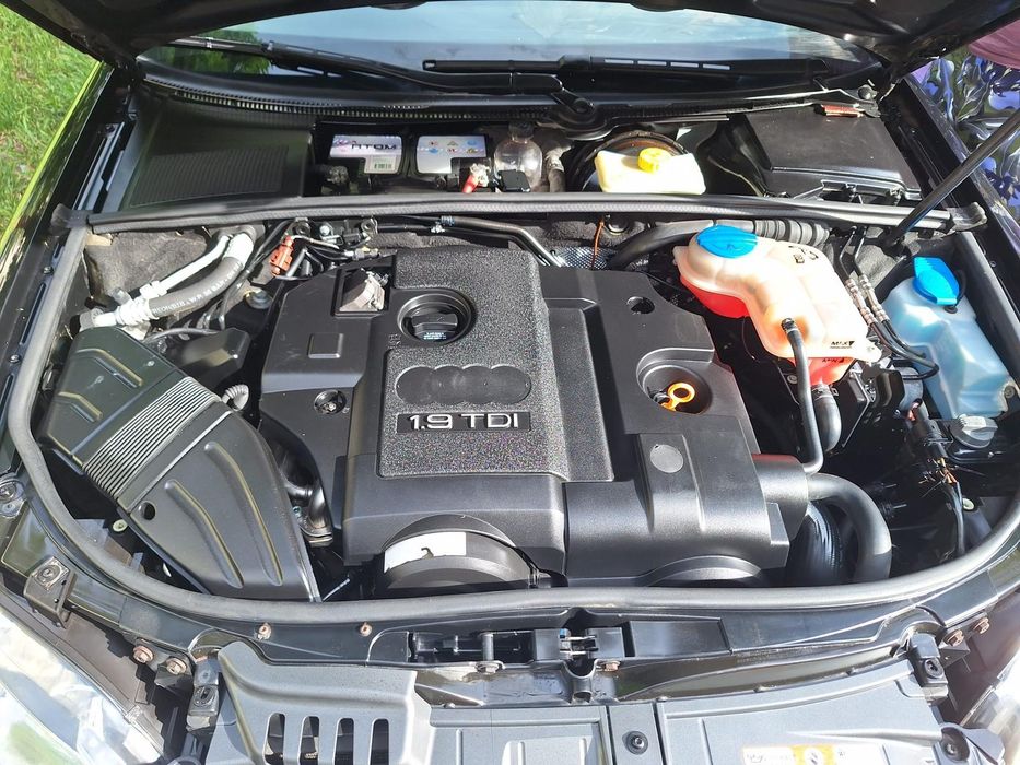 Audia A4 an 2006 1.9 TDI 116cp interior Sline 240.000 km