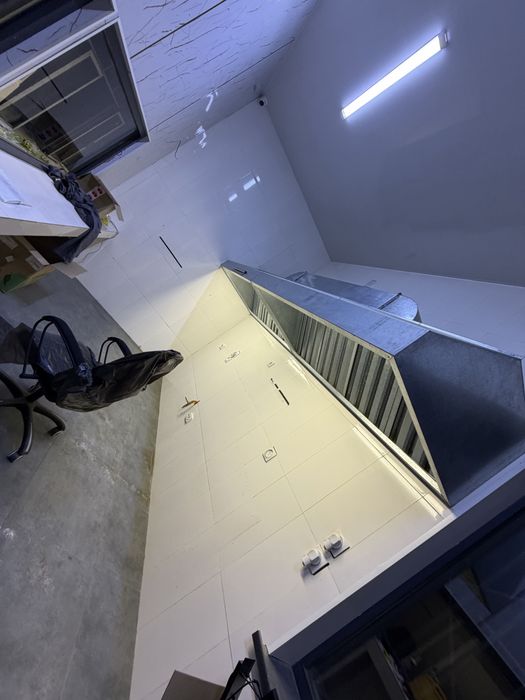 Вытежка новая размер 1 на 4 метр.