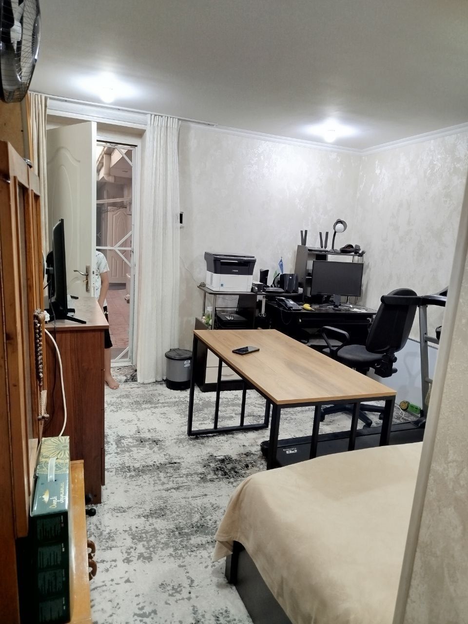 Uchastka 4 xona 1.8 sotuk 72000 y.e Yashnabod tumani