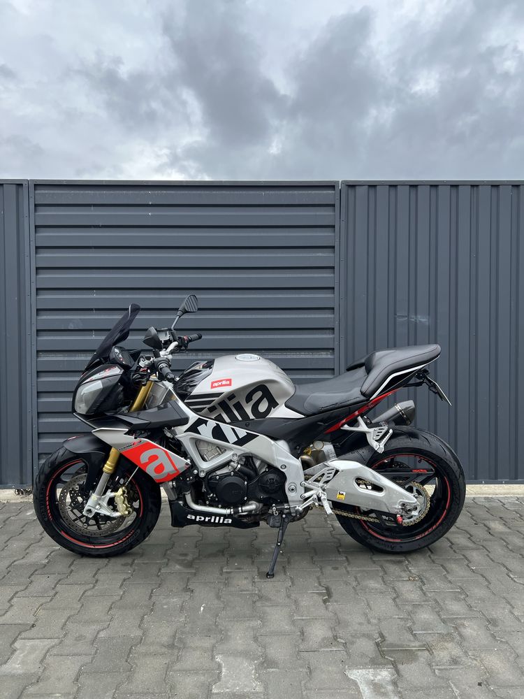 Aprilia Tuono V4 APRC