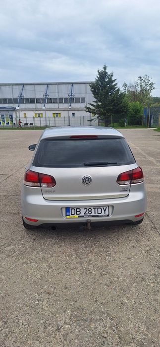 Golf 6 1.6 Tdi BLUEMOTION vand sau schimb!