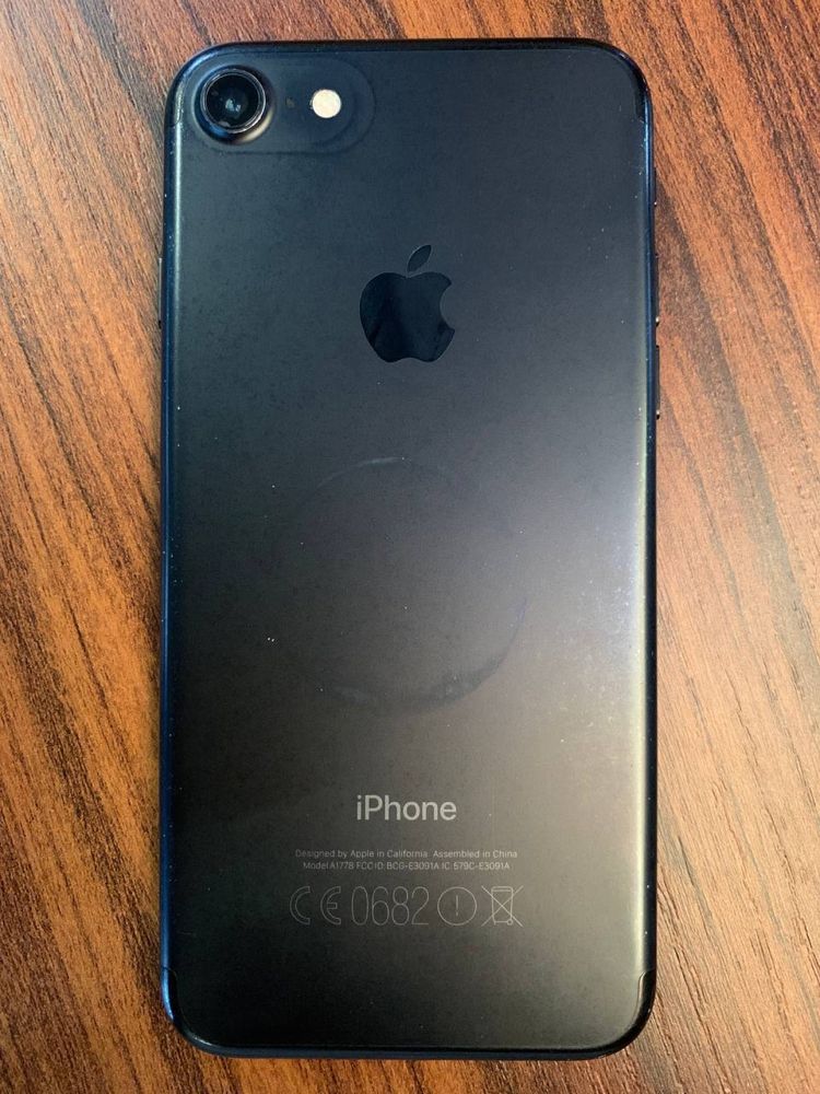 Iphone 7 srocna sotiladi
