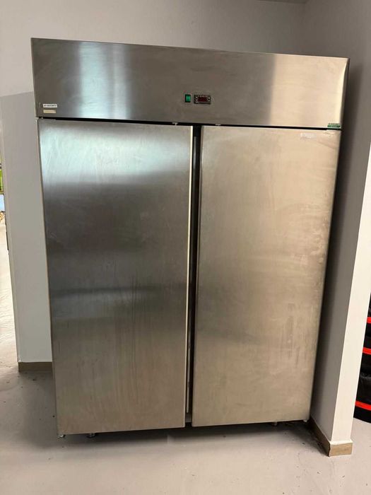 Oferta Speciala - Echipamente horeca putin folosite / utilare horeca /