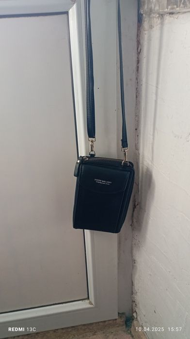 Продам женские сумочки