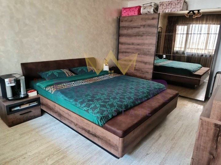 Продава се Двустаен апартамент в София, Лагера - 66 кв.м за 3031 €/кв.м - Снимка #1