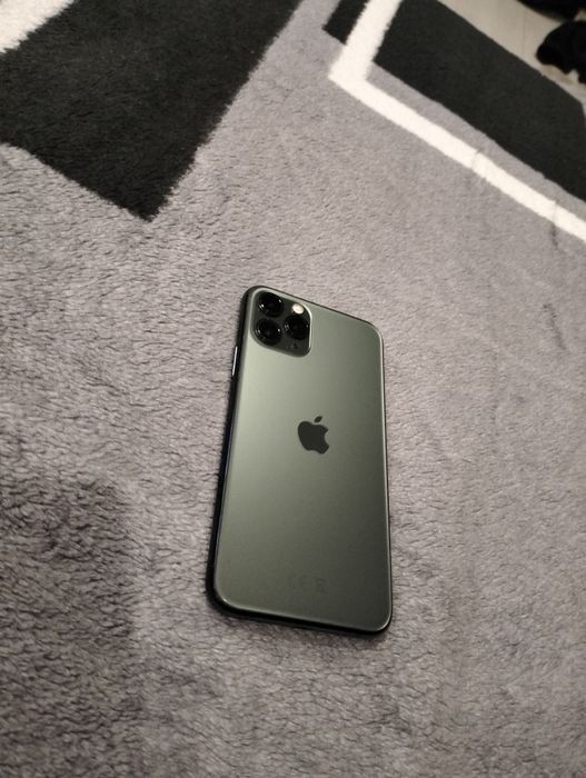 Vând iPhone 11 pro Sânătate baterie 80