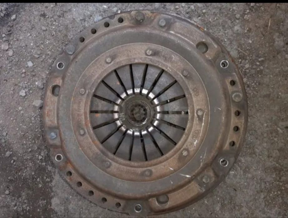 Маховик на Опель Омегу В