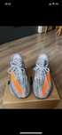 Yezzy uri gri 300