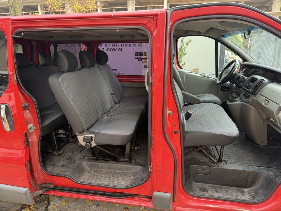Vivaro/trafic 8+1 locuri 2010-299000 km
