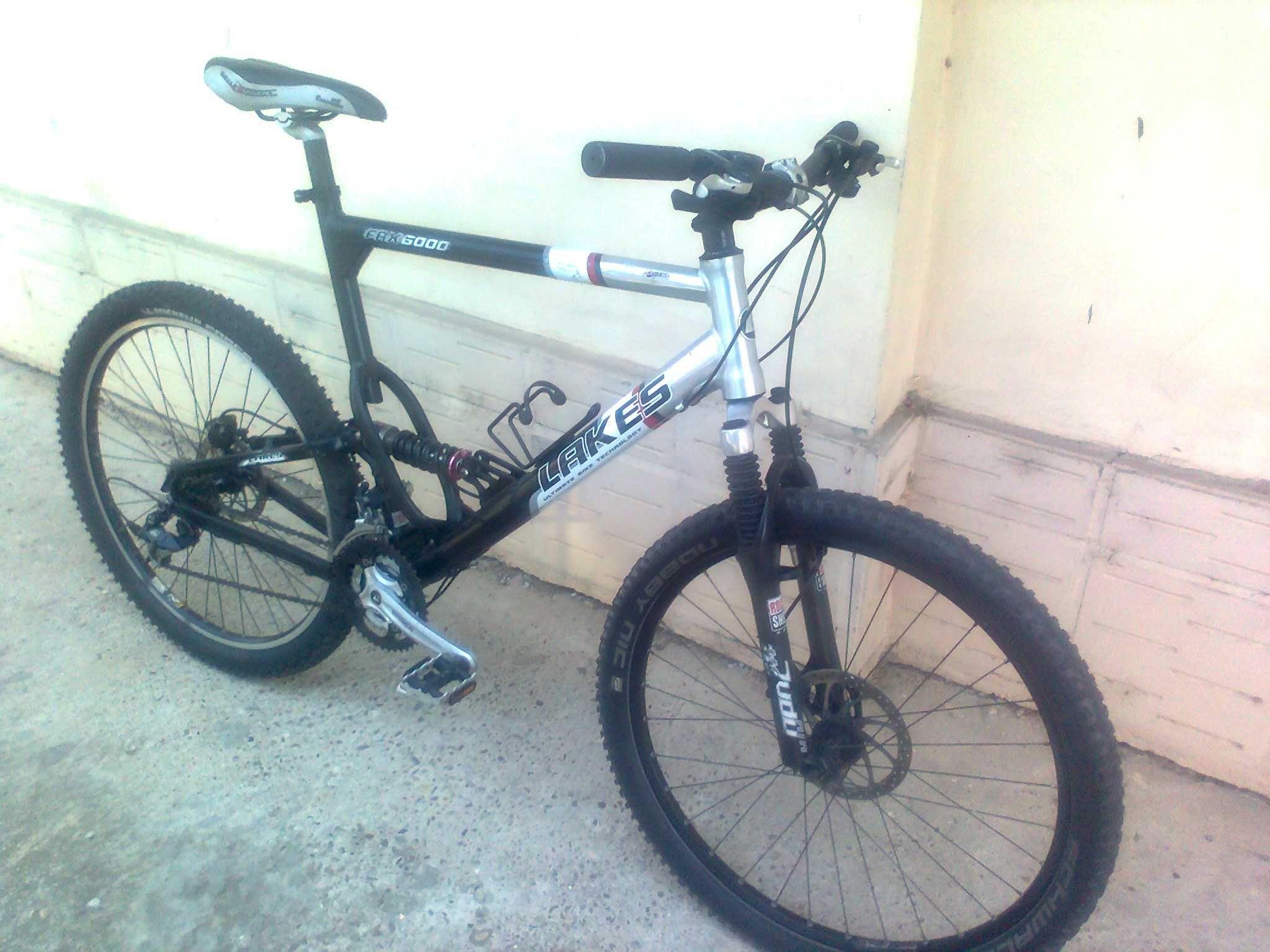 Хидравлична мекица Lakes PRX 6000