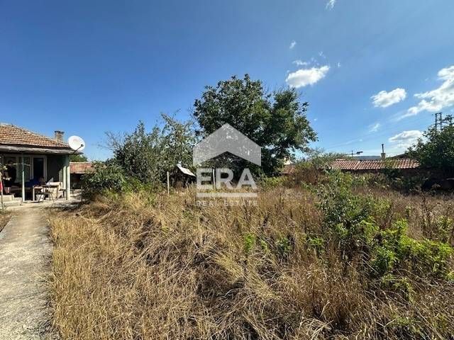 Ексклузивен урегулиран поземлен имот за продажба, в с. Тръстиково, общ