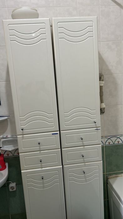 Шкаф для ванны комнаты