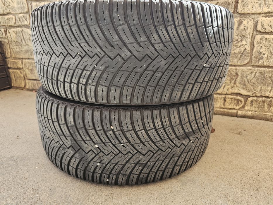 225 40 18 Pirelli cinturato allseason sf2
