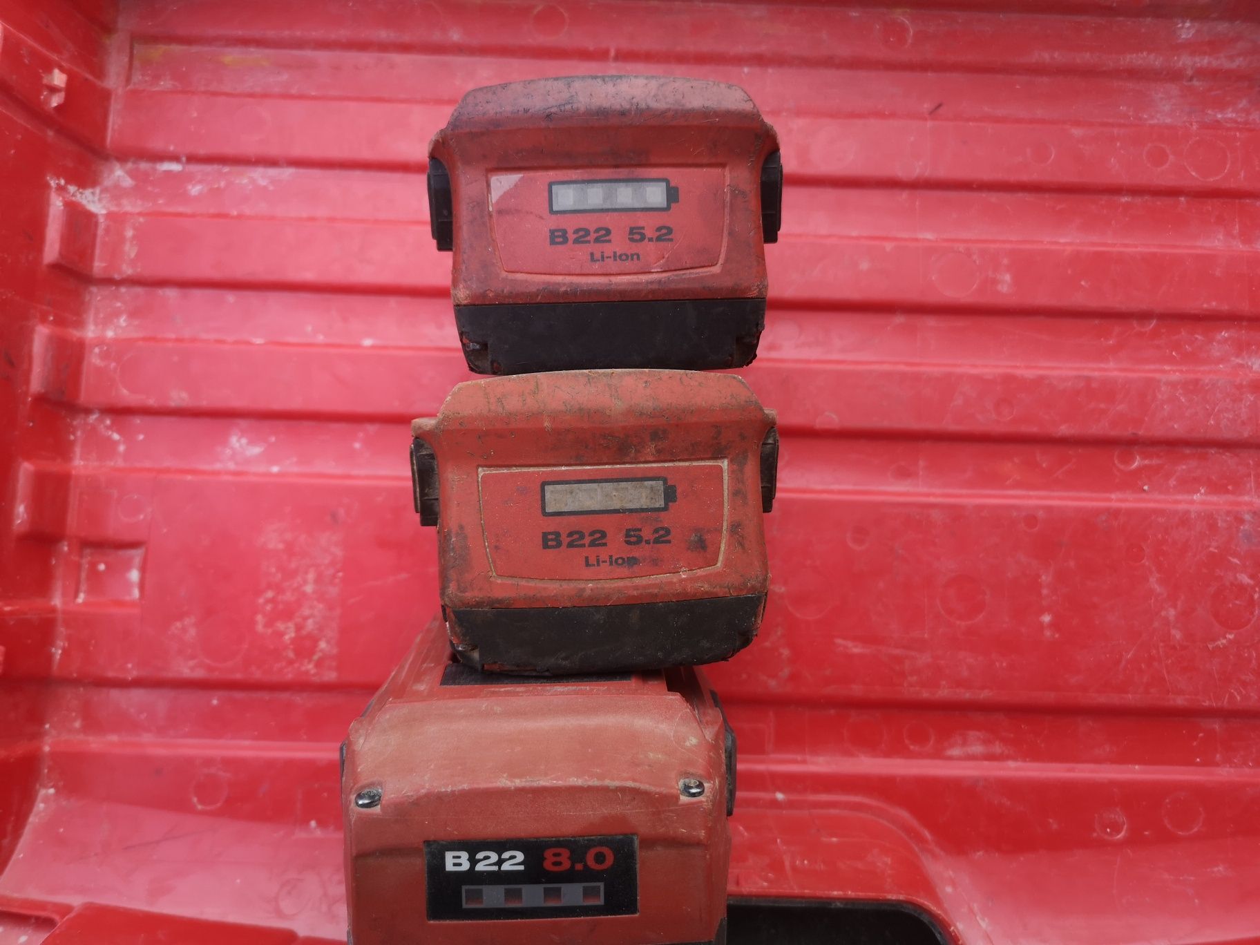 Батерии Hilti B22 8Ah и 5.2Ah