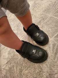 Обувь детская черная