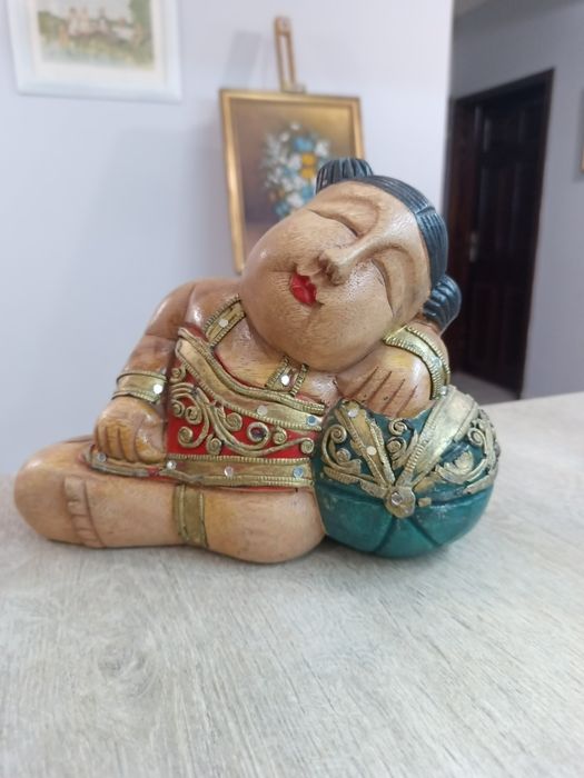 ексклузивна дървена скулптура: „детето на спокойствието“