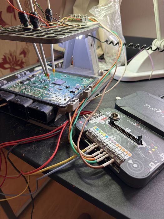 Diagnoze și resoftări Utilaje,Camioane,Autobuze  Si Autoturisme