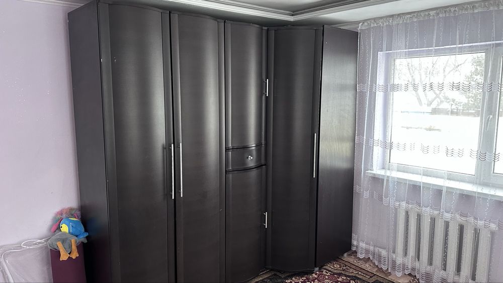 Спальный шифоньер