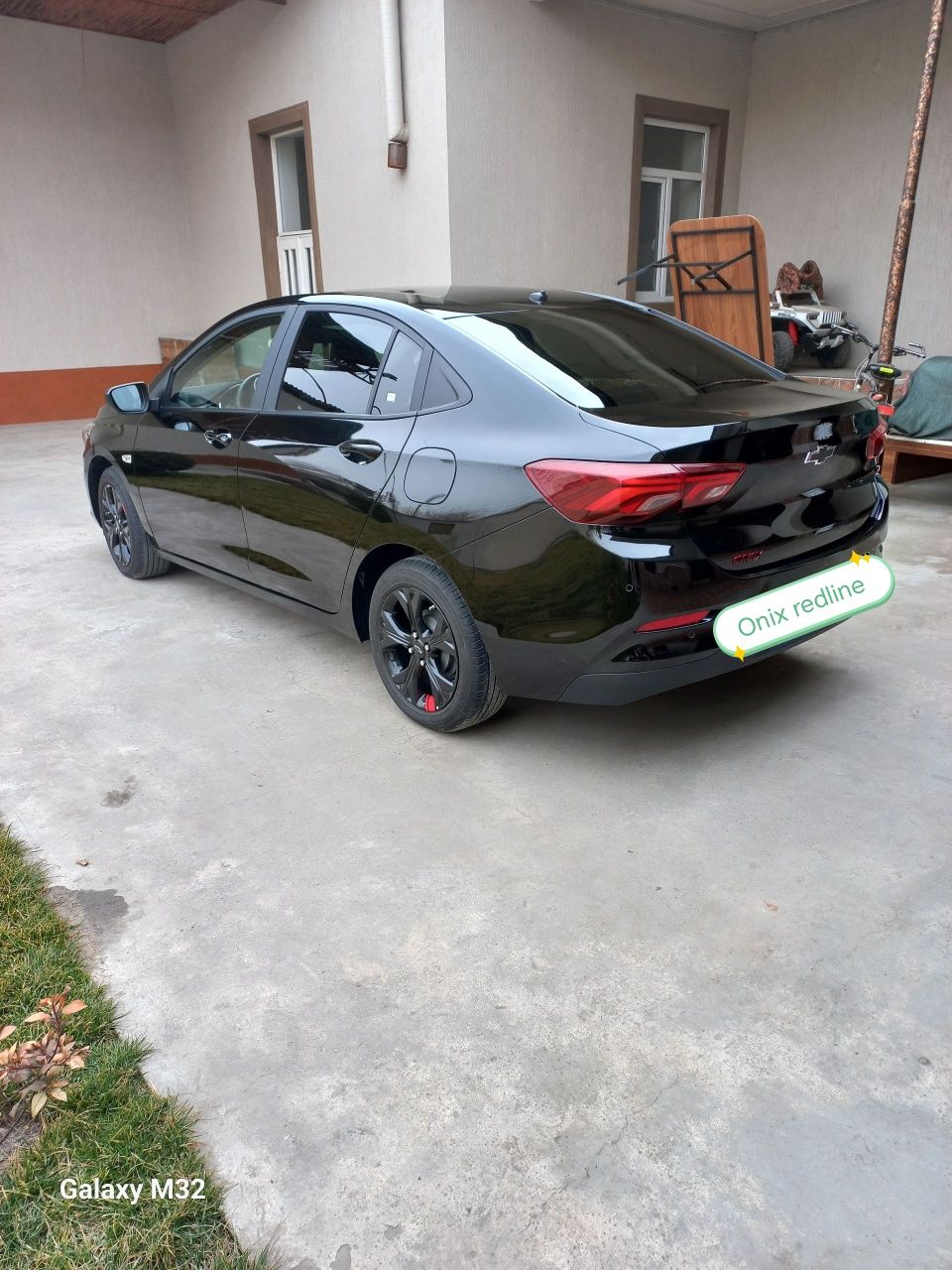 Chevrolet Onix redline 2024