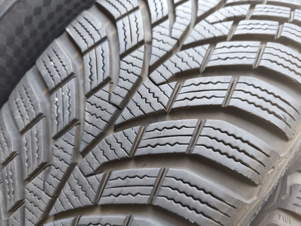 195/55/16" 4бр Continental winter contact ts870,dot4321,7mm