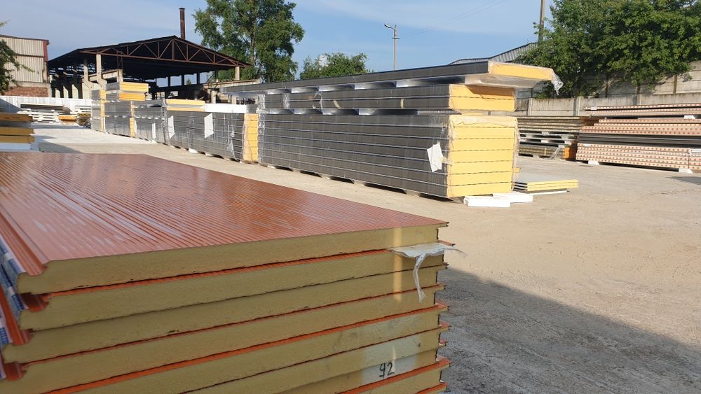 Panouri sandwich calitatea 1 si 2 Stoc