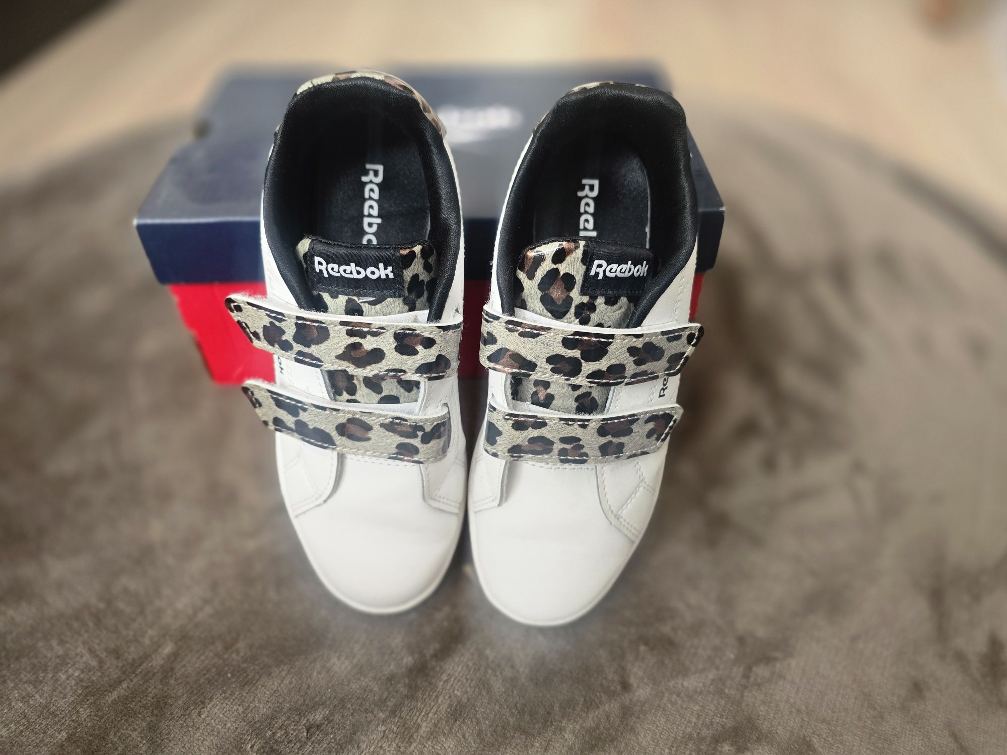 Reebok маратонки