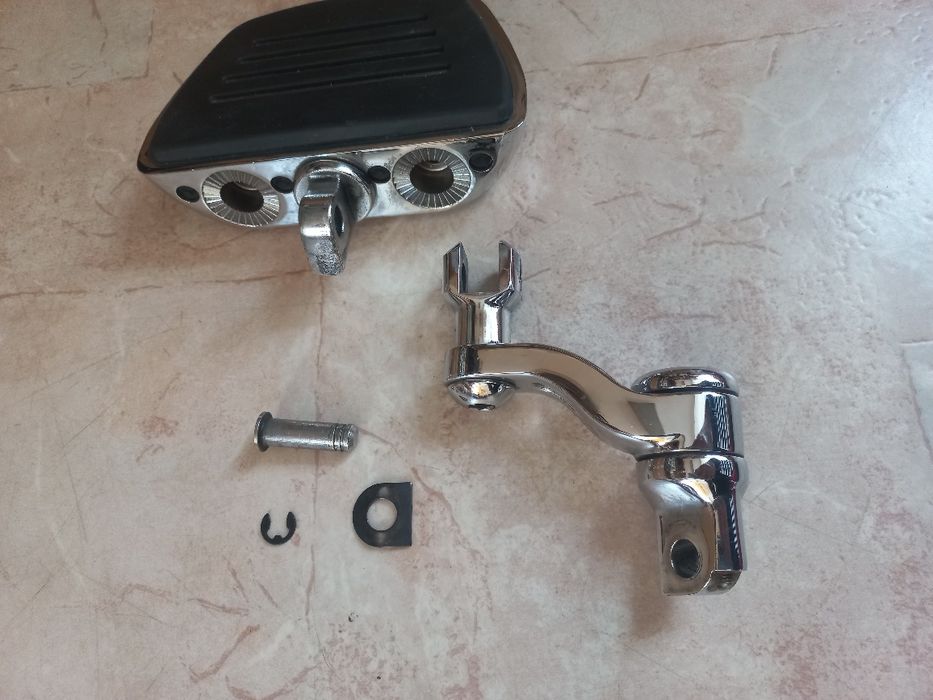 Harley Davidson Sportster Степенки Предни