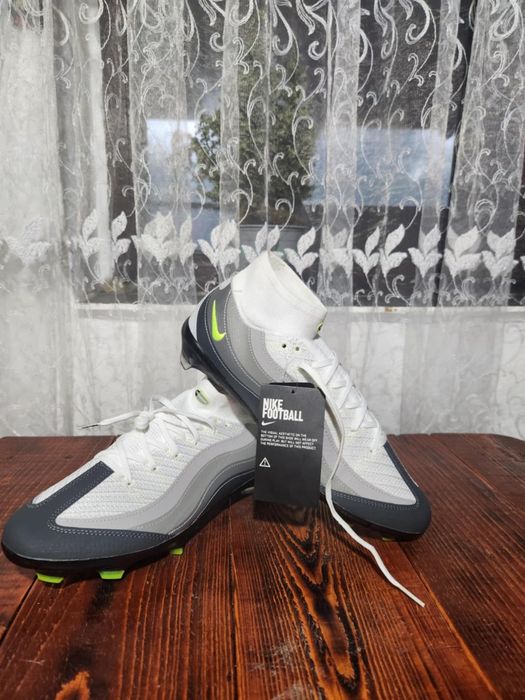 Nike Phantom Luna 2 Elite Firm