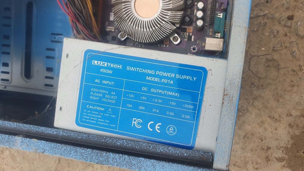 Computer sotiladi  holati alo