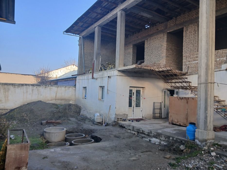 Жомбойдан срочни ховли сотилади