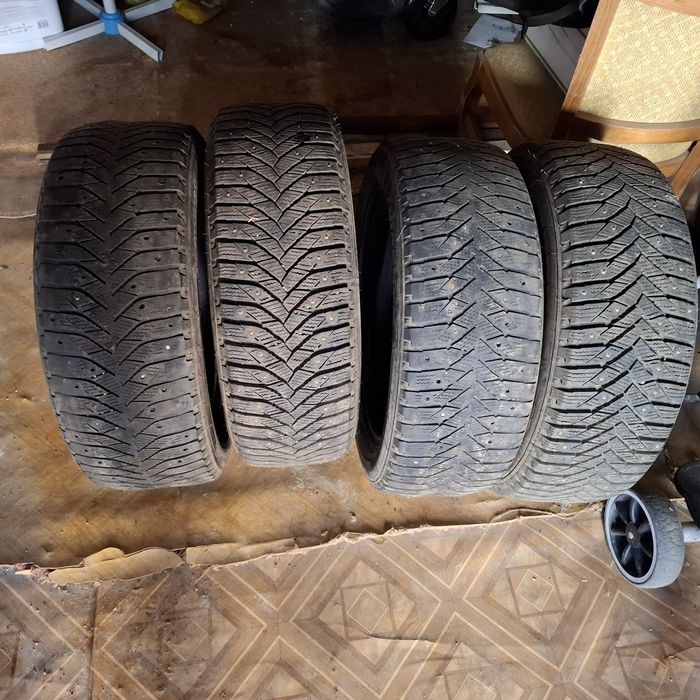 Шины зимние шипованные