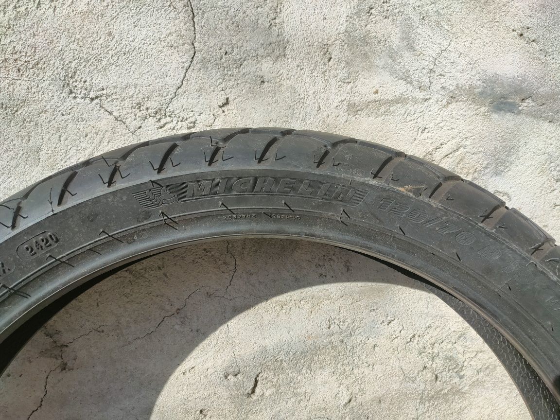 Гума  120/70 R19