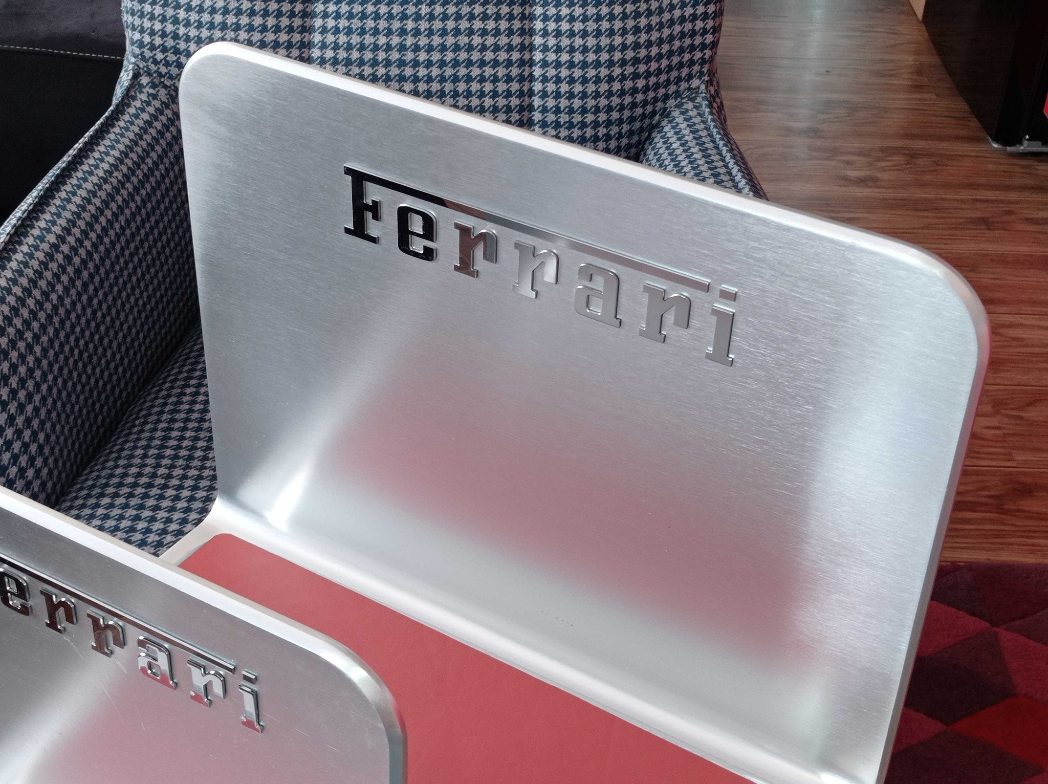 2бр. Оригинални Поставки Ferrari Display Brushed Aluminium Leather
