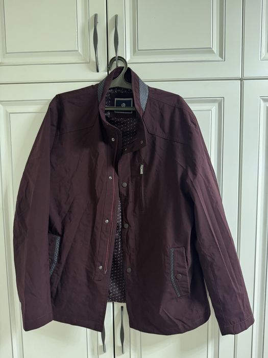 Продаю мужские куртки