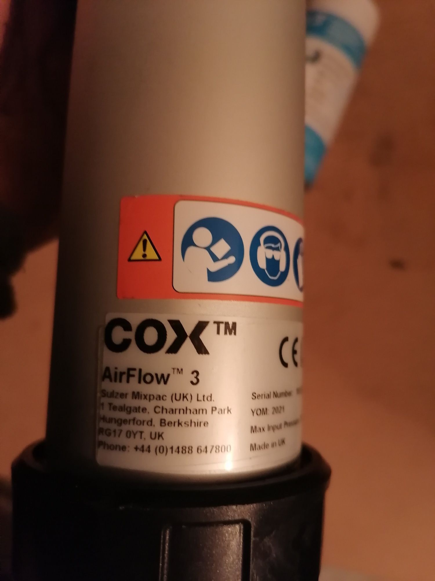 Pistol silicon pneumatic Cox profesional