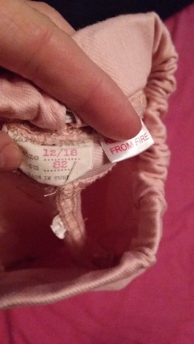 Pantaloni Zara fetite 12-18 luni