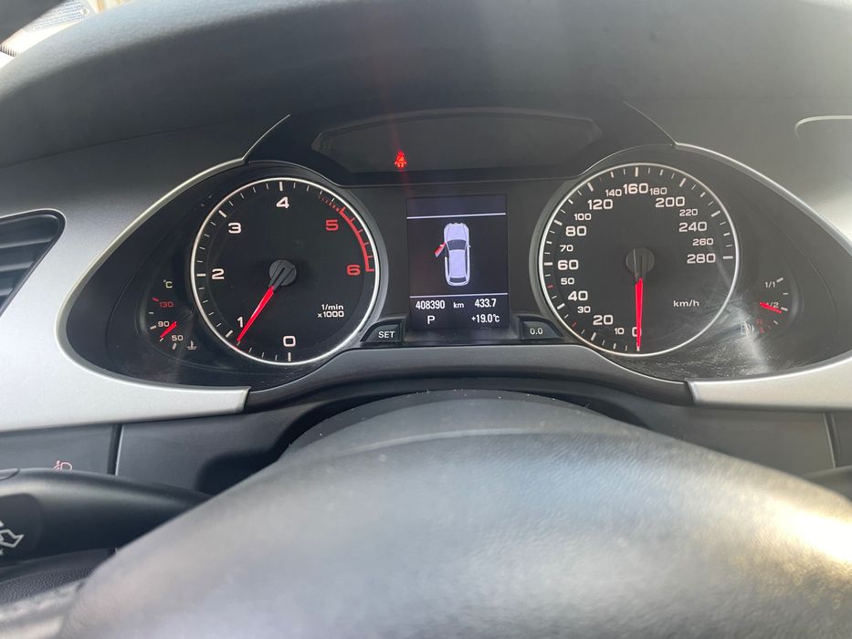 Audi A4 B8 A4 Avant TDI2.0