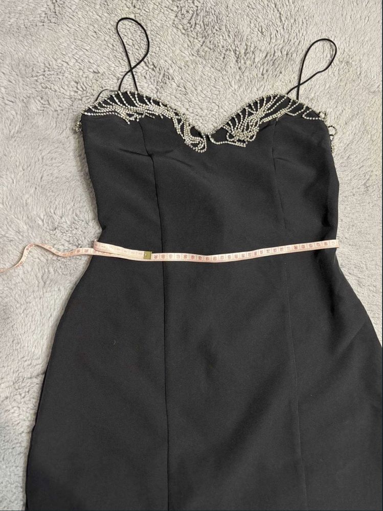 Черна рокля ZARA