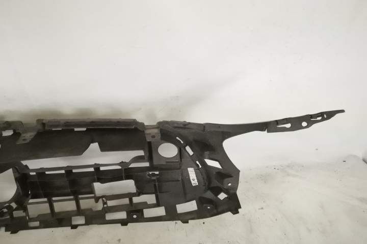 Grila Centrala Originala In Stare Buna Mercedes-Benz  AMG GT  C190 [fa