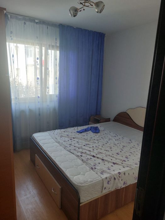 Apartament de închiriat